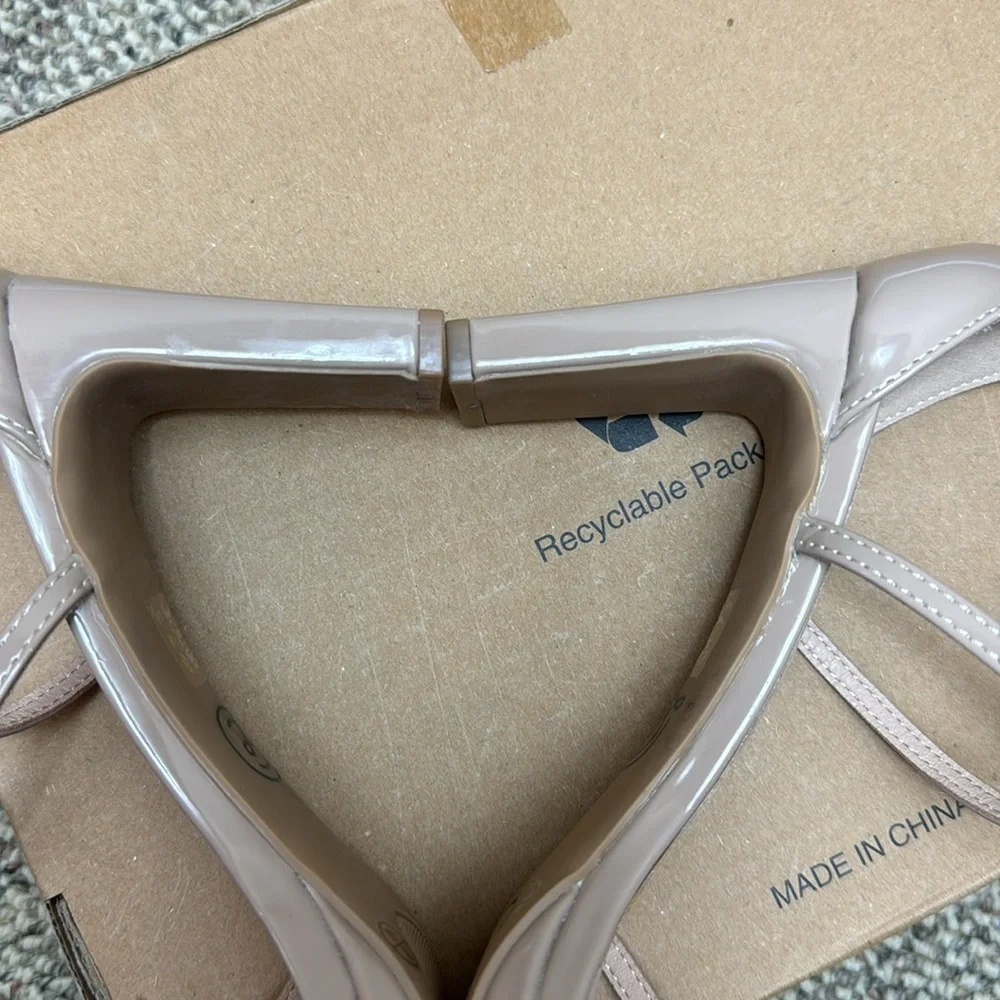 NWOT - Chinese Laundry Women's Heeled Sandal, Beige, Size 9 - Picture 6 of 14